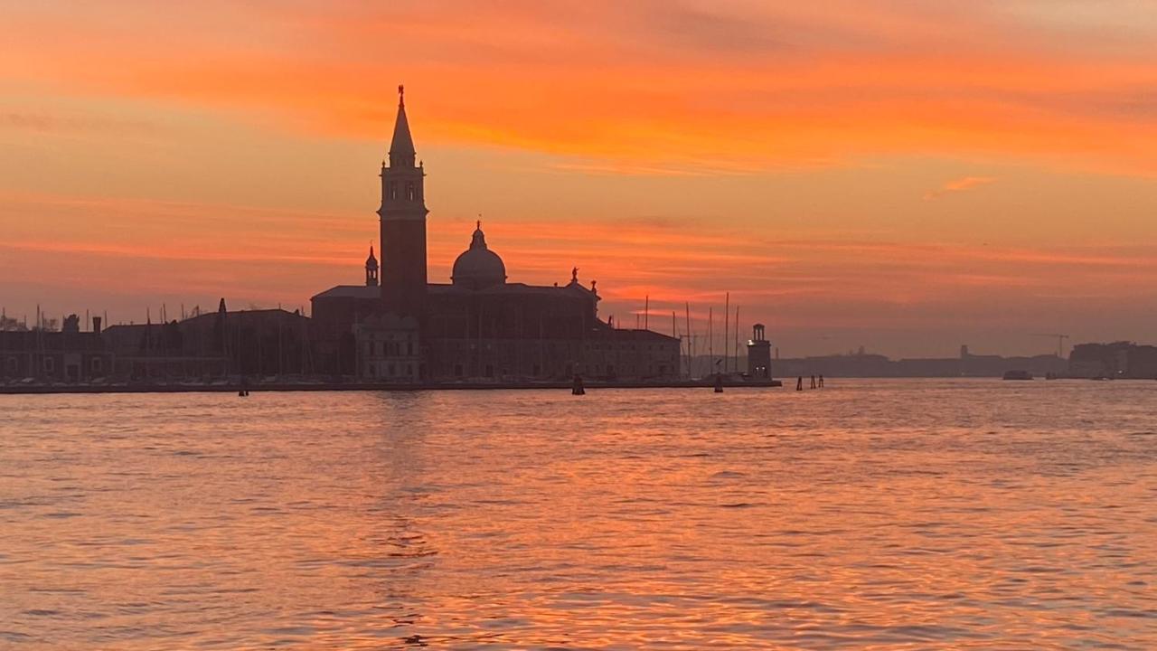 Sogno Veneziano Apartment Luaran gambar